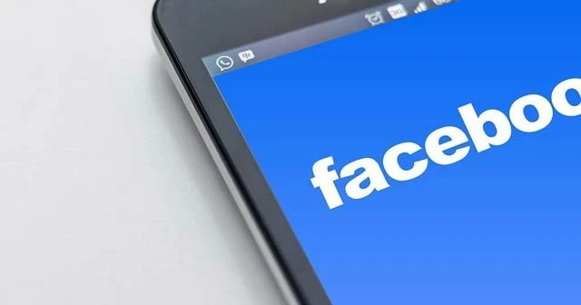 WhatsApp&#039;ın kurucusundan Facebook uyarısı: Silin!