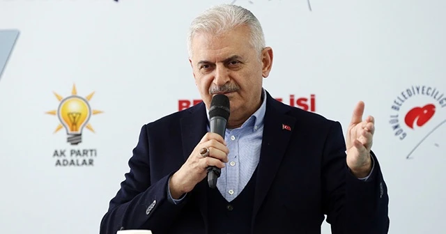 Binali Yıldırım'dan Adalar'da oturanlara 'ücretsiz ulaşım' müjdesi