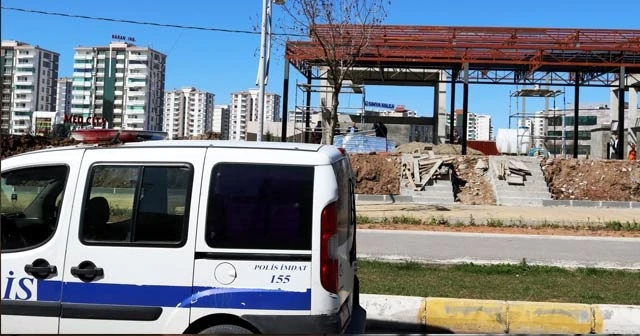 Yürümek yerine 2. kattan atlamayı seçti, yaralandı