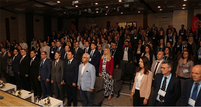 Cambridge profesörlerinden İstanbul’da Öğretmenlere Eğitim Konferansı