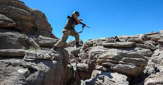 Diyarbakır'da 3 PKK'lı terörist etkisiz hale getirildi