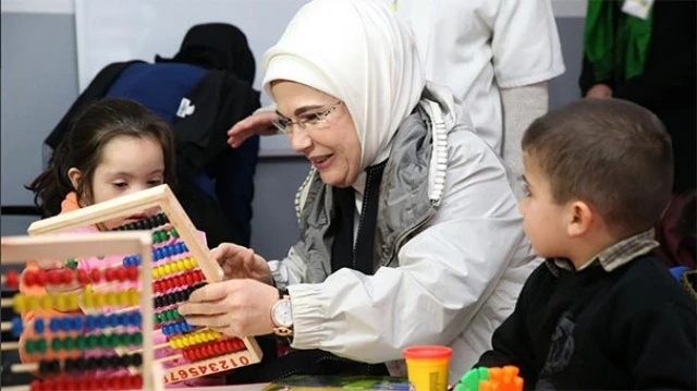 Emine Erdoğan'dan 'Otizm Farkındalık Günü' mesajı
