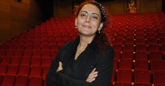 HDP&#039;li belediye ödüllü tiyatrocuyu yol bakım ve altyapı biriminde görevlendirdi