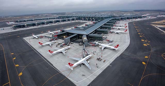 İstanbul Havalimanı’ndaki son durum havadan görüntülendi