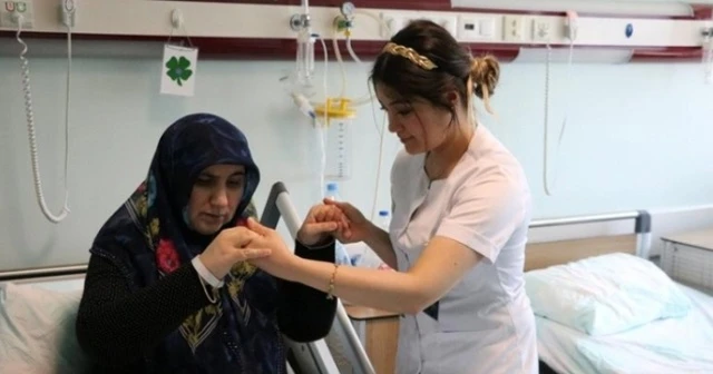 Kalbinden 6 santimetre çapında kitle çıkarıldı