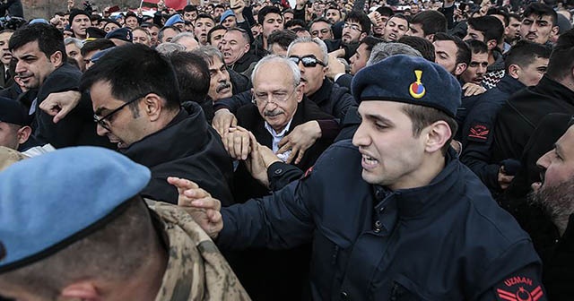 Kılıçdaroğlu&#039;na saldırının şüphelisi savcılığa sevk edildi