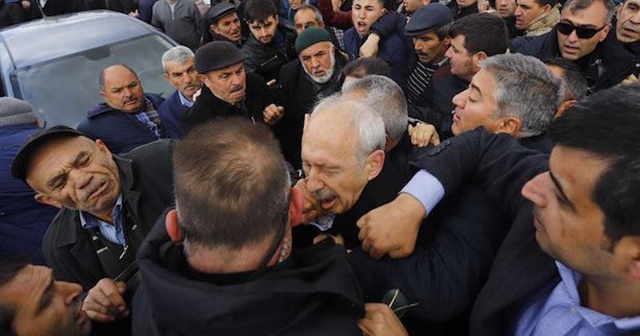 Kılıçdaroğlu&#039;na yumruk atan kişi serbest bırakıldı
