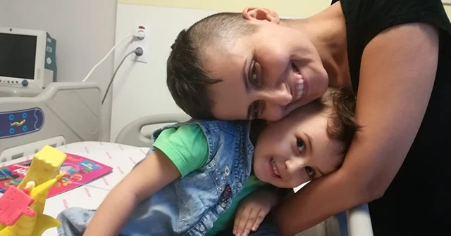 Öykü Arin'e annesinden ilik nakli