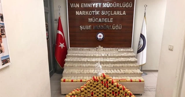 Oyuncak ve ceviz kolileri içerisinde 285 kilo eroin ele geçirildi