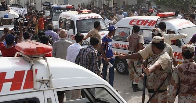 Pakistan&#039;da yolcu otobüsüne silahlı saldırı: 14 ölü