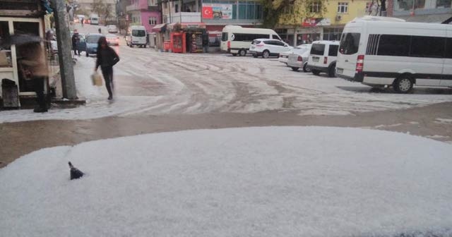 Sason’da dolu yağışı etkili oldu