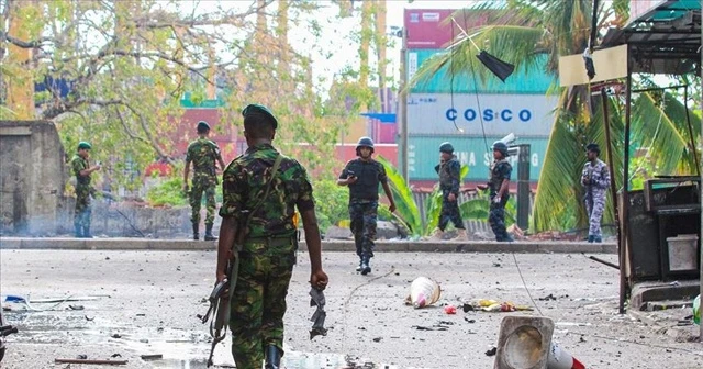 Sri Lanka'da terör saldırıları sonrası güvenlik bürokrasisine neşter