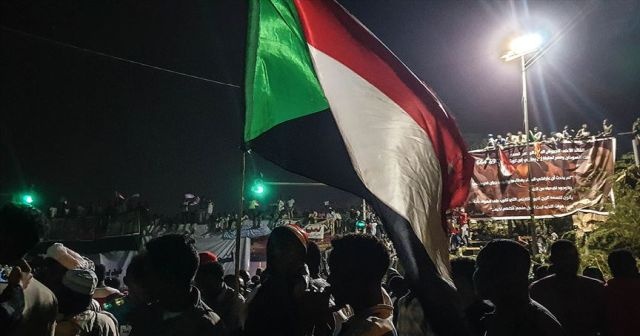 Sudan&#039;da &#039;bağımsız başbakan adayı belirlenmesi&#039; çağrısı