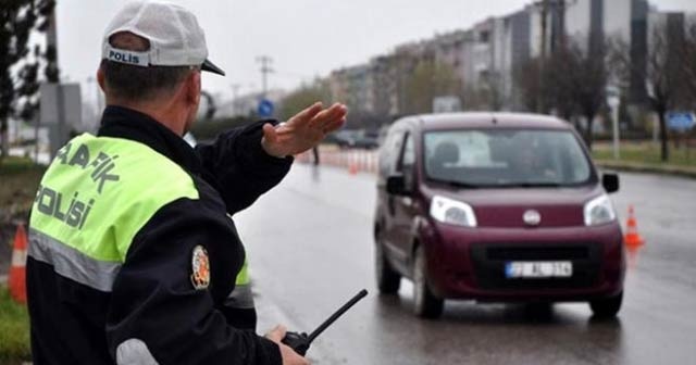 Uyarı üstüne uyarı gelmişti... O araçlara ceza yağdı!