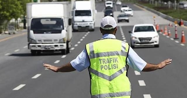 Yarın İstanbul&#039;da bazı yollar trafiğe kapatılacak