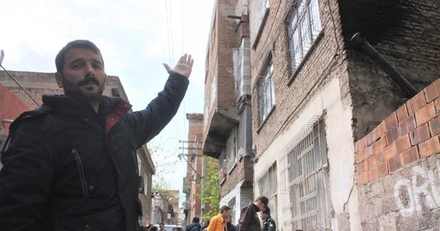 Yıkılma tehlikesi bulunan apartman boşaltıldı