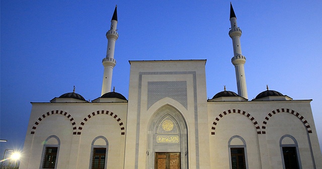 2. Abdülhamid Han Camii Cibuti&#039;nin simgesi oldu