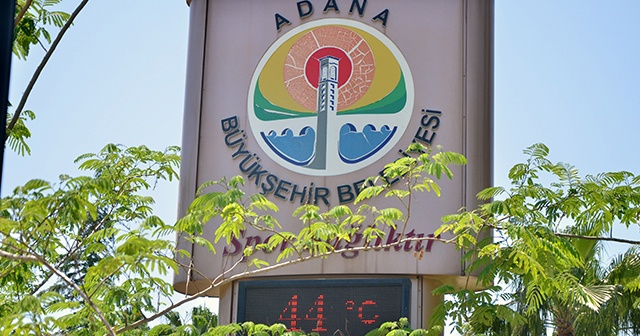 Adana&#039;da termometreler 44 dereceyi gösterdi