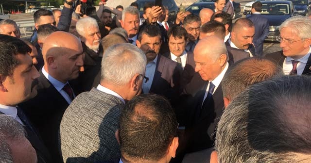 Bahçeli’yi MHP’liler Çamlıca gişelerinde karşıladı