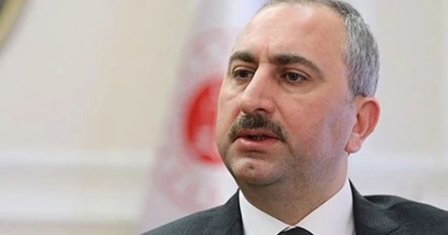 Bakan Gül: YSK'nin kararlarına saygı duymak bir hukuk devletinin olmazsa olmazıdır