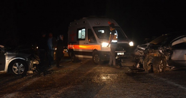 Balıkesir&#039;de trafik kazası: 1 ölü, 5 yaralı