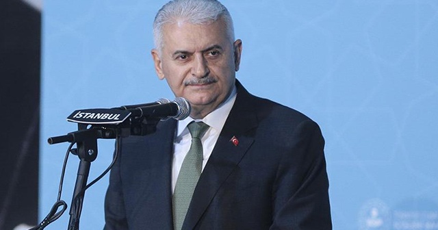 Binali Yıldırım &#039;Lütfen bunu not edin, ileride işinize yarayacak&#039; deyip telefon numarasını paylaştı