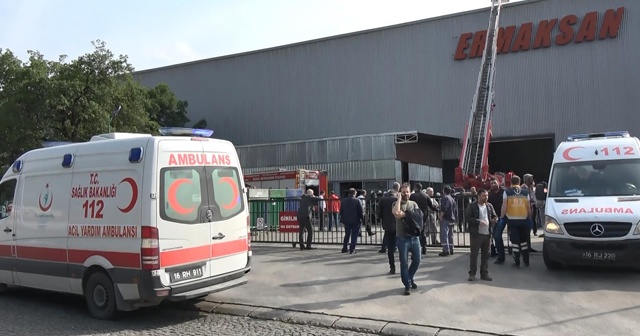 Bursa&#039;da boya fabrikasında patlama: 1&#039;i ağır 10 yaralı