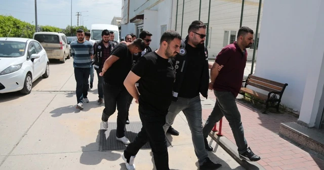 Çocuklara uyuşturucu sattırdığı ileri sürülen zanlılar adliyede