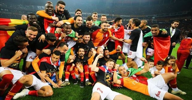 Galatasaray en az puanla şampiyonluk yaşayan takım oldu