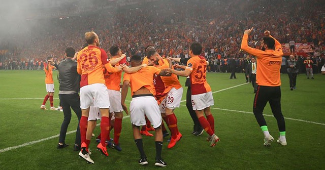 Galatasaray, Fenerbahçe&#039;den unvan aldı