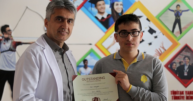 İhlas Koleji öğrencisine Calmun 2019’dan ödül