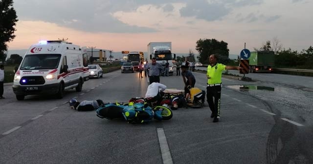 Karacabey&#039;de trafik kazası: 2 yaralı