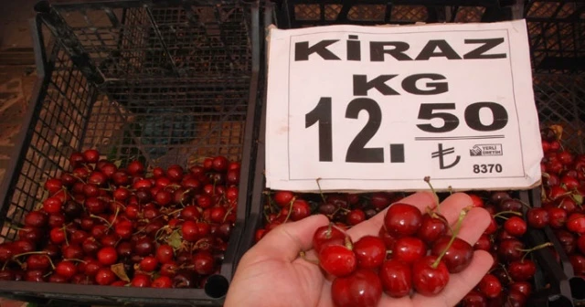 Kiraz tarlada 7, markette 12,5 lira