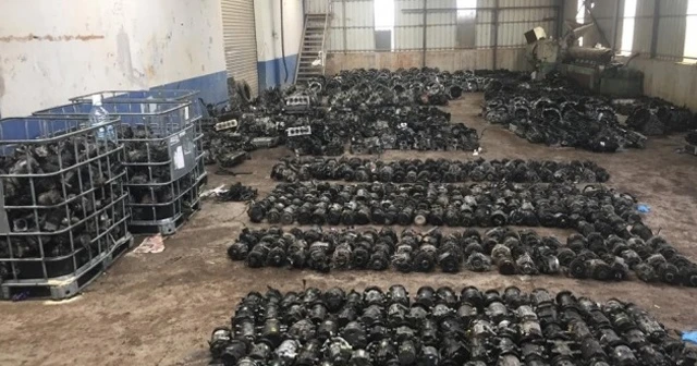 Kocaeli'de 1 milyon TL'lik yüzlerce kaçak araç yedek parçası ele geçirildi