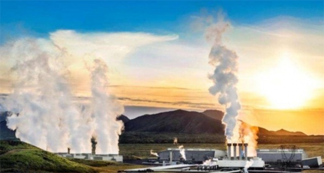 Küresel ısınma ve hava kirliliğinin ilacı: &#039;yenilenebilir enerjide temiz kaynak jeotermal enerji&#039;