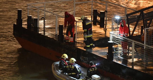Macaristan&#039;da tekne battı: 7 ölü, 21 kayıp
