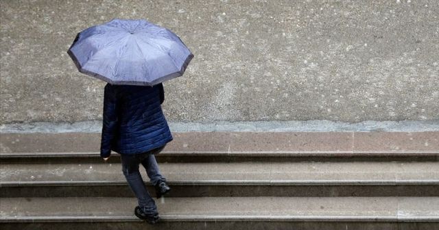 Meteoroloji&#039;den sağanak yağış ve fırtına uyarısı