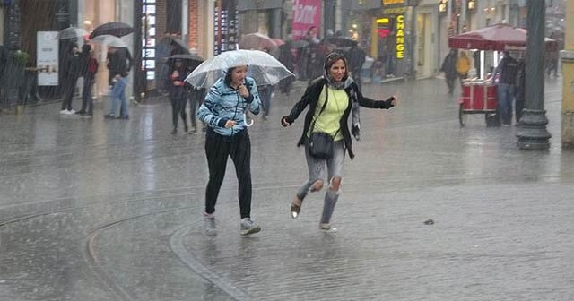 Meteoroloji İstanbul için uyardı! Sağanak yağmurlar geliyor