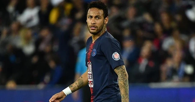 Neymar'a 3 maç ceza