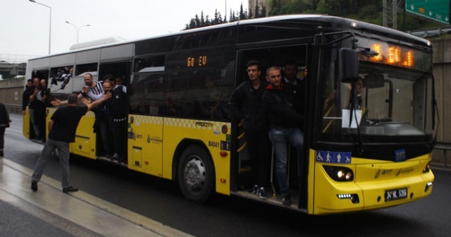 Otobüslerin camlarını kıran Beşiktaşlı taraftarlar stada alınmadı