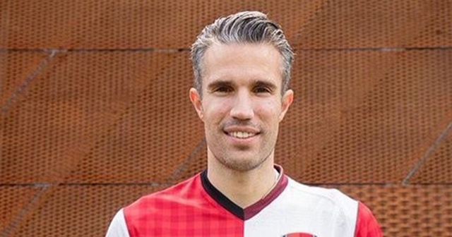 Robin van Persie futbolu bırakıyor