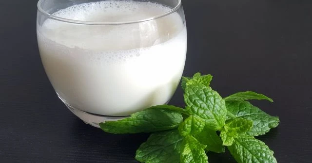 Sahurda ayran iftarda cacık