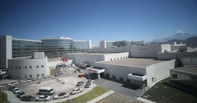 Şehir hastanesi modeline yabancı ilgisi