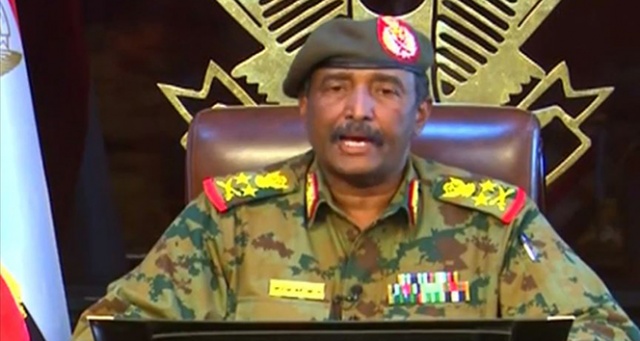 Sudan Askeri Konseyi Başkanı&#039;na Suudi Arabistan’dan zirve daveti
