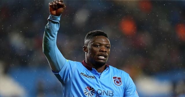 Trabzonspor, Ekuban&#039;ın bonservisini alıyor