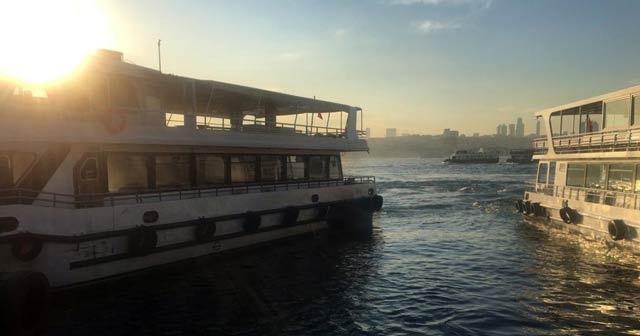 Üsküdar’da korkutan tekne yangını kamerada