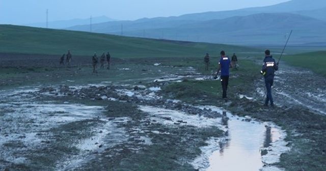 Ağrı&#039;nın Diyadin ilçesinde aşırı yağışların yol açtığı selde 4 kişi hayatını kaybetti