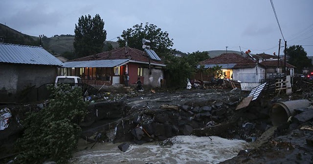 Ankara&#039;da sele kapılan kadın hayatını kaybetti