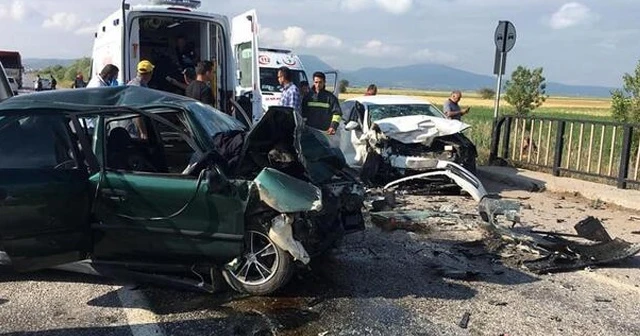 Beyşehir'de kaza: 2 ölü, 3 yaralı
