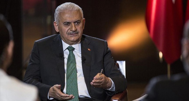 Binali Yıldırım, canlı yayında soruları yanıtladı